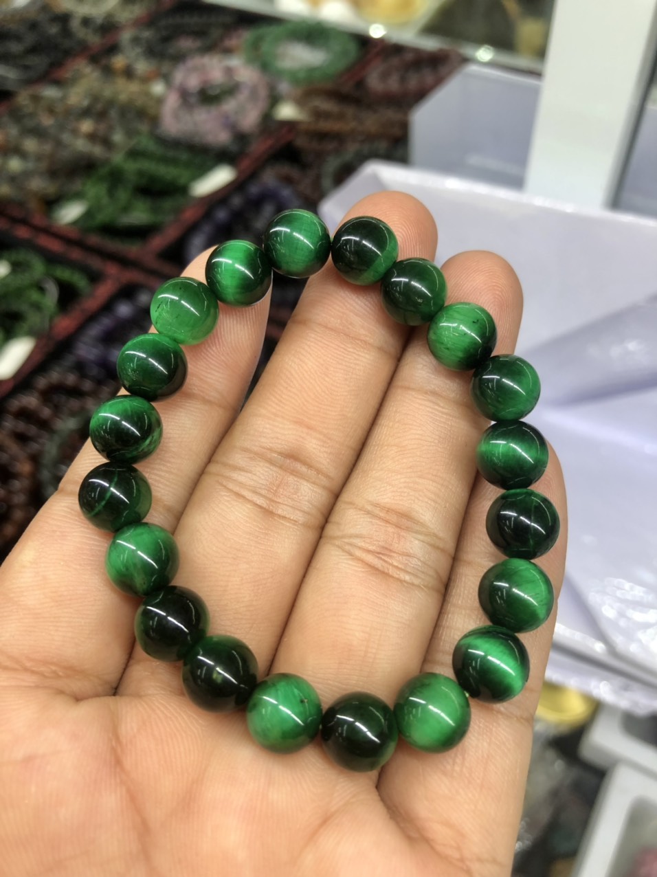 Vòng đeo tay, lắc tay phong thủy đá mắt hổ xanh