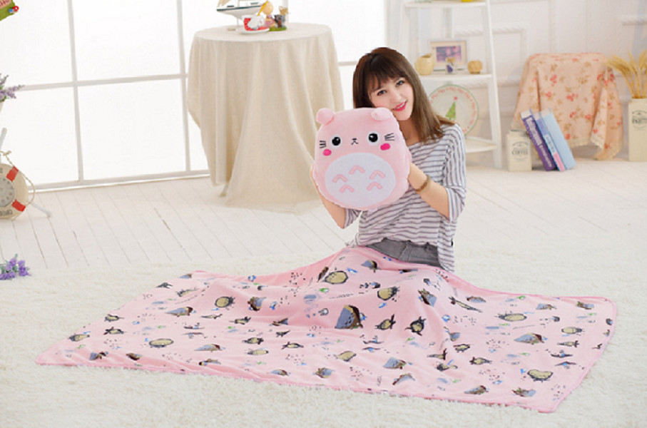 Bộ chăn gối 3 trong 1 totoro cao cấp chăn hoạt hình