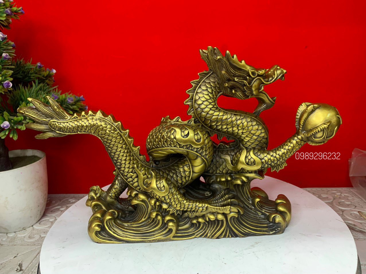 Tượng RỒng cuộn trên sóng bằng đồng