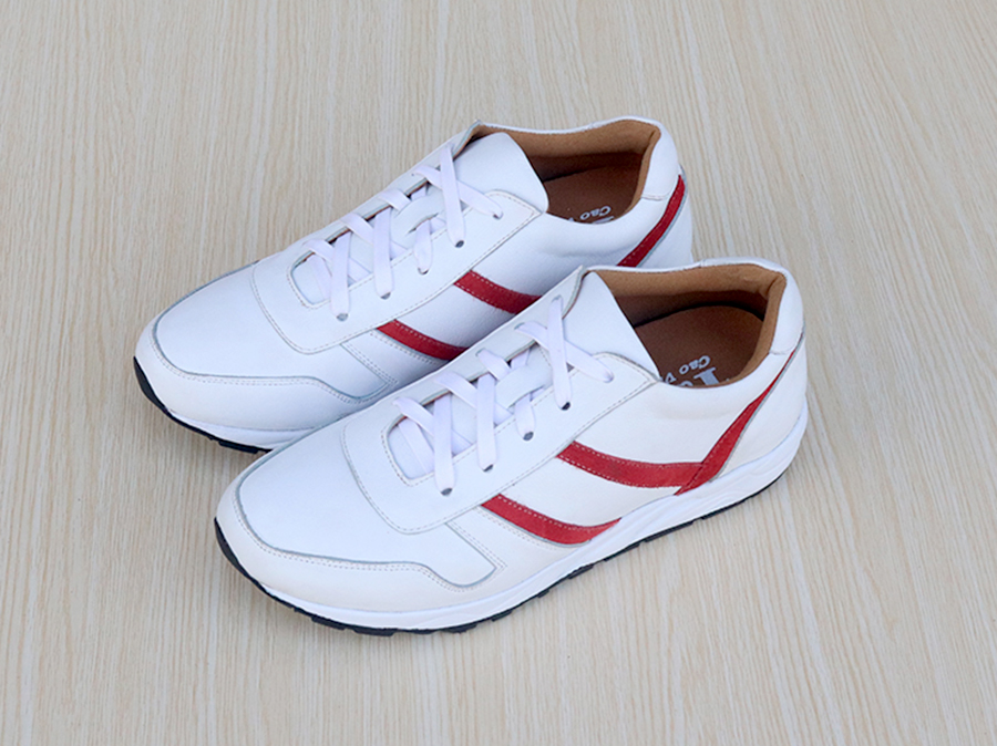 Giày Độn Nam Siêu Nhẹ T&TRA Tăng Cao 8Cm- T21 Trắng- Chất Liệu Da Bò Cao Cấp, Đế và Lót Tăng Cao Chất Liệu EVA Siêu Nhẹ, Trọng Lượng Nhẹ Hơn 30% So Với Đế Cao Su