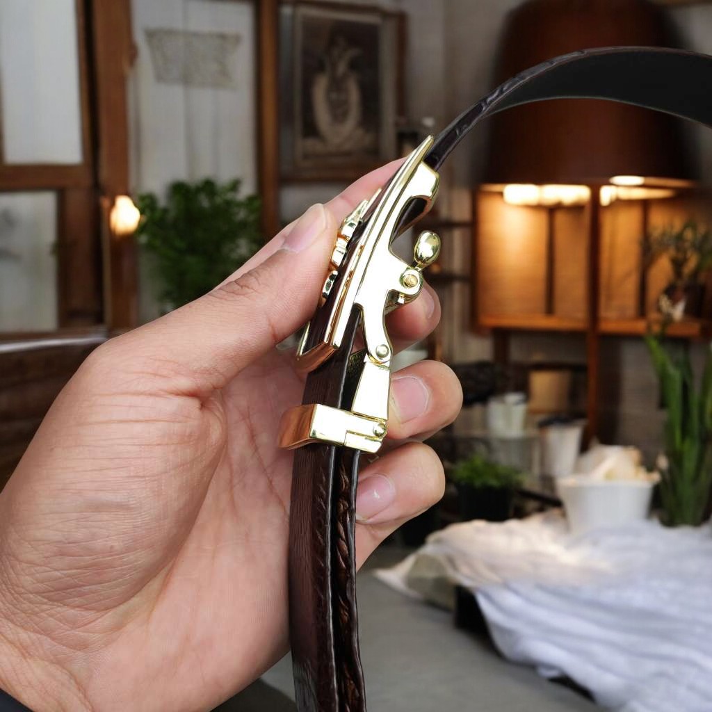 Thắt Lưng Gù Gai Cá Sấu Rất Đẹp TS103A (mặt vàng)