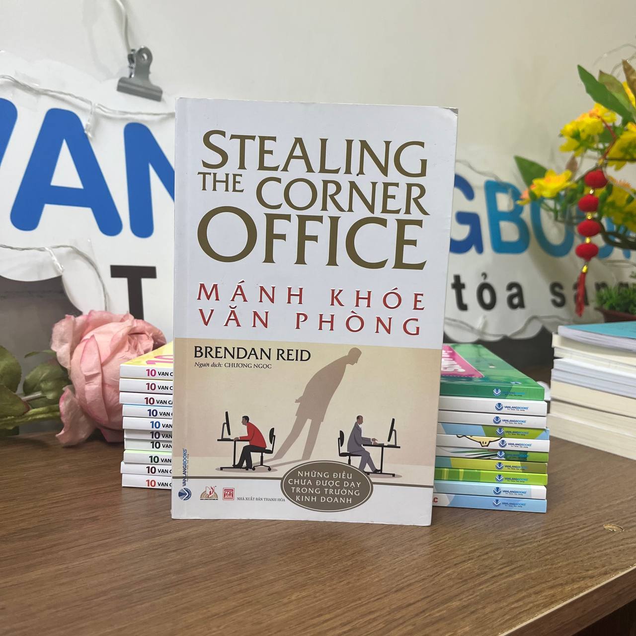 Mánh Khóe Văn Phòng - Vanlangbooks