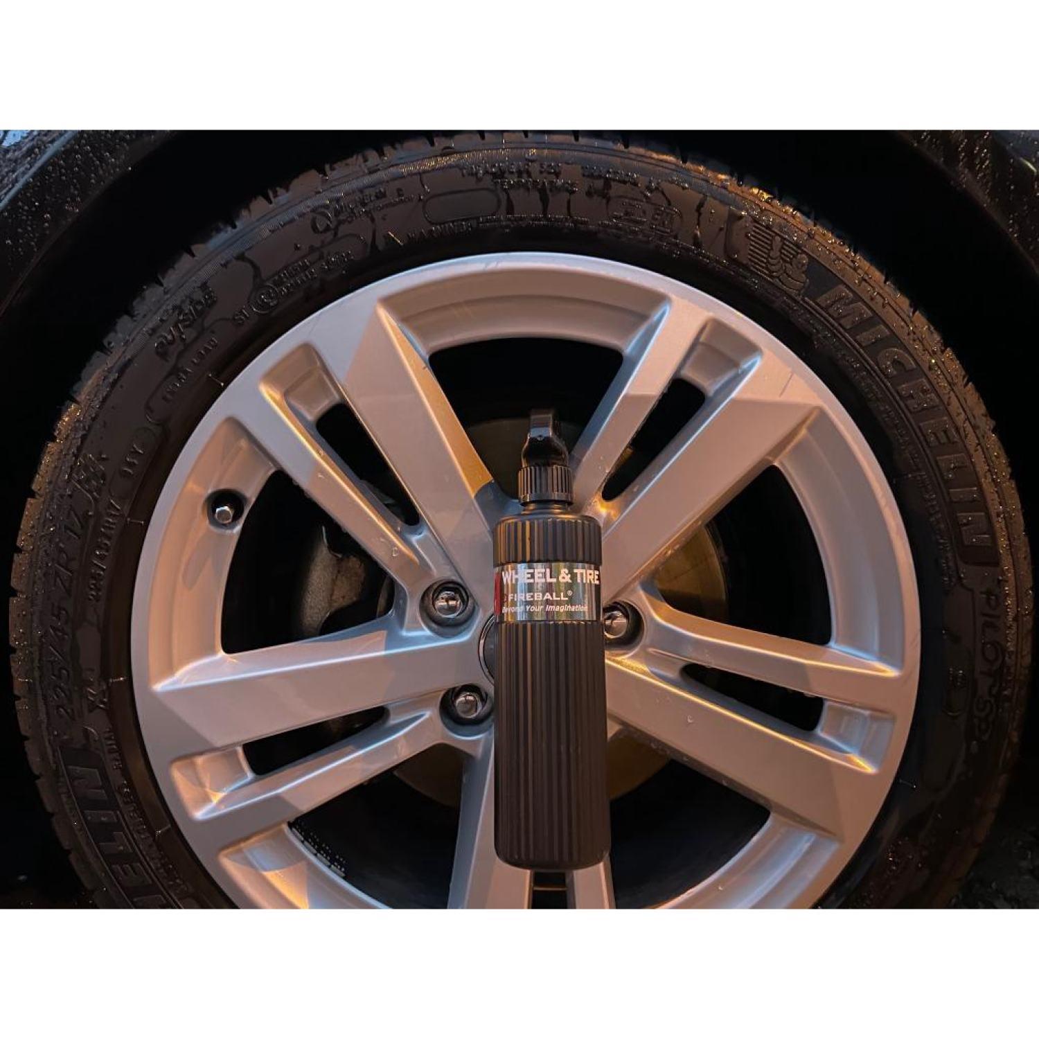 DUNG DỊCH LÀM SẠCH LỐP VÀ BÁNH XE CAO CẤP FIREBALL WHEEL & TIRE, HÀNG FIREBALL, XUẤT XỨ HÀN QUỐC