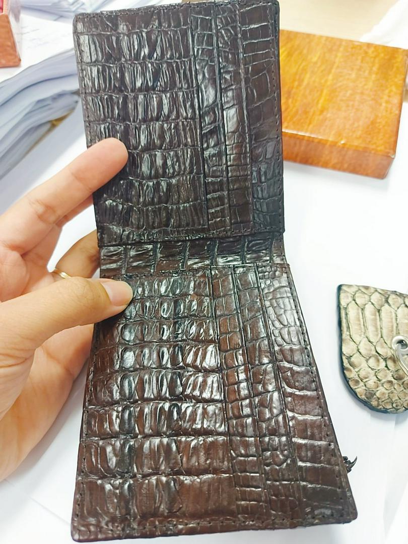Ví Da Cá Sấu - Ví Ngang 2 Mặt - Đan Viền Cao Cấp