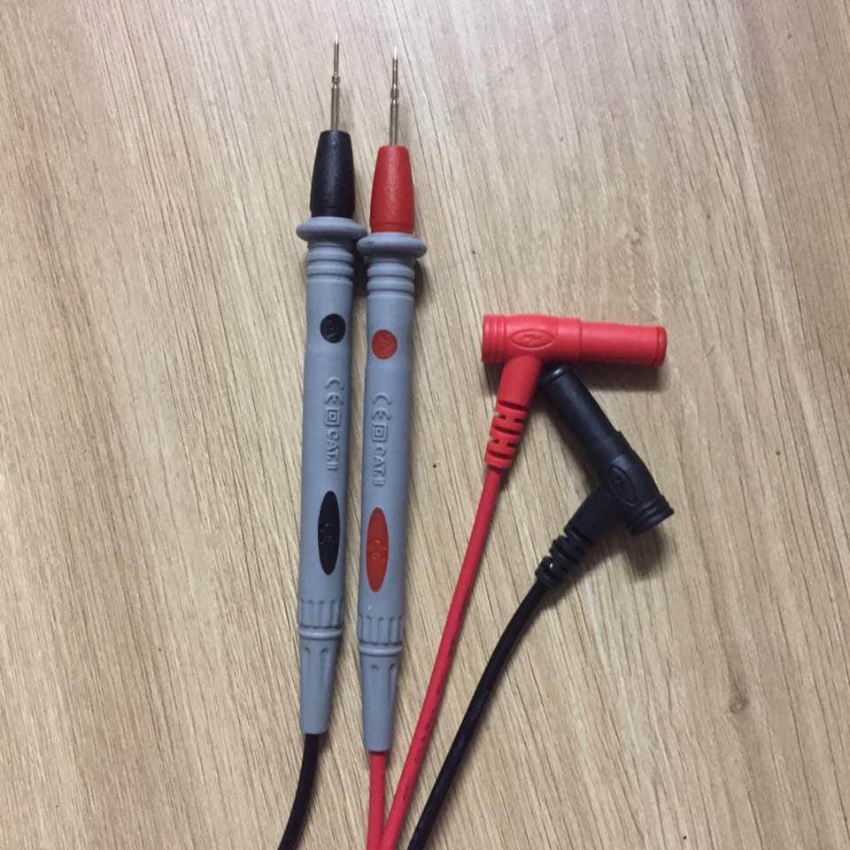 Que đo đồng hồ đa năng 1000V 20A