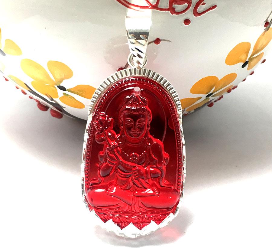 Mặt dây nam bản mệnh ngài Đại Thế Chí Bồ Tát  màu đỏ bọc đài sen bạc ta cao cấp cho người tuổi Ngọ Bạc QTJ - MBM29