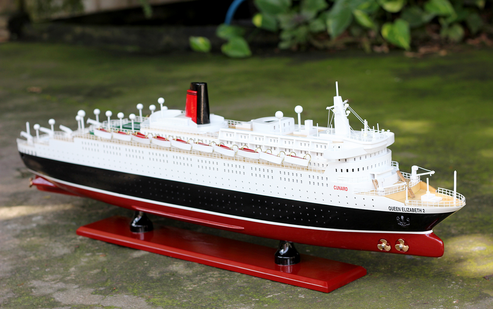 Mô hình du thuyền Queen Elizabeth dài 80cm gỗ tự nhiên, tàu thuyền gỗ trang trí, quà tặng khai trương tân gia