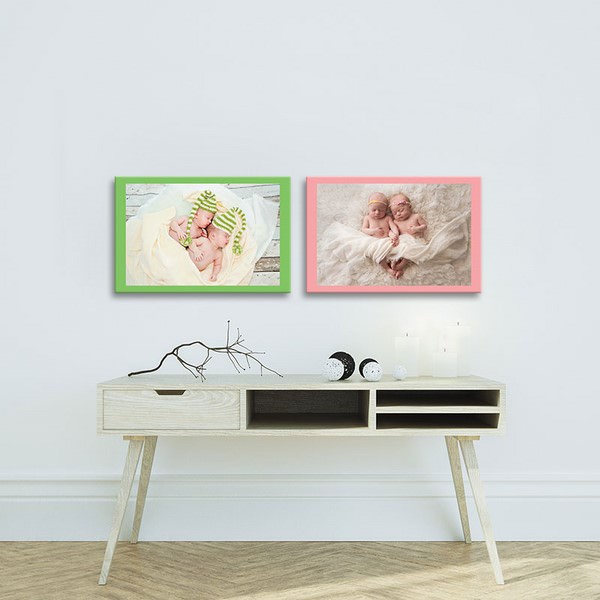Bộ 2 Tranh Trẻ Em Song Sinh Đáng Yêu Canvas Có Viền W1173
