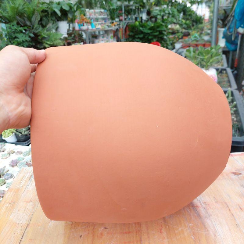 Chậu đất nung Bình Dương - Chậu bầu lớn, miệng chậu 28cm, chiều cao 28cm