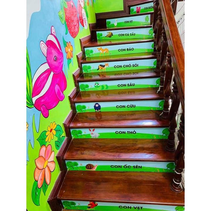 Combo 11 bậc decal trang trí cầu thang con vật tiếng viêt