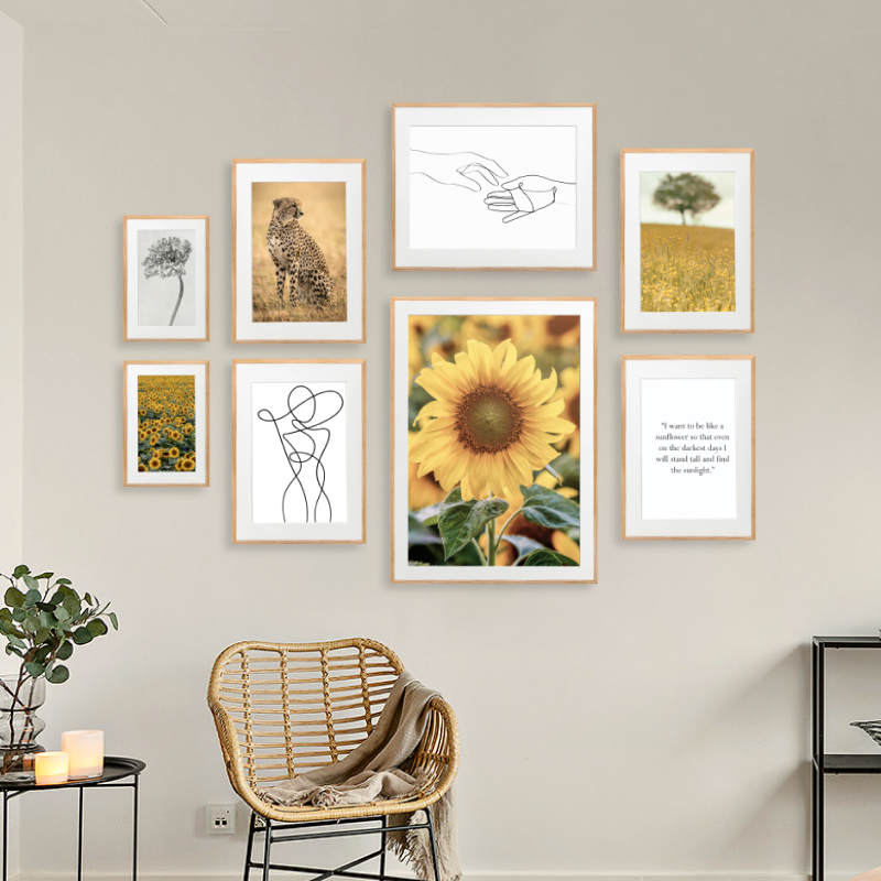 Tranh trang trí khung kính gỗ sồi treo tường cao cấp "Cánh Đồng Hoa"30x42cm