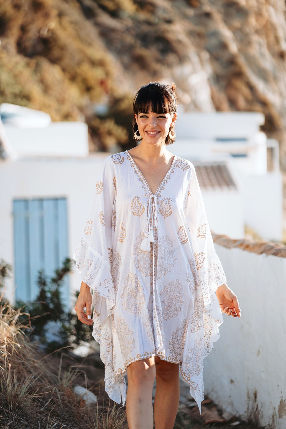 Áo Khoác Đầm Trắng Ánh Kim Cotton Isla Bonita
