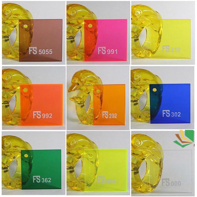 Kệ mica tựa tường cao cấp, nhiều màu sắc