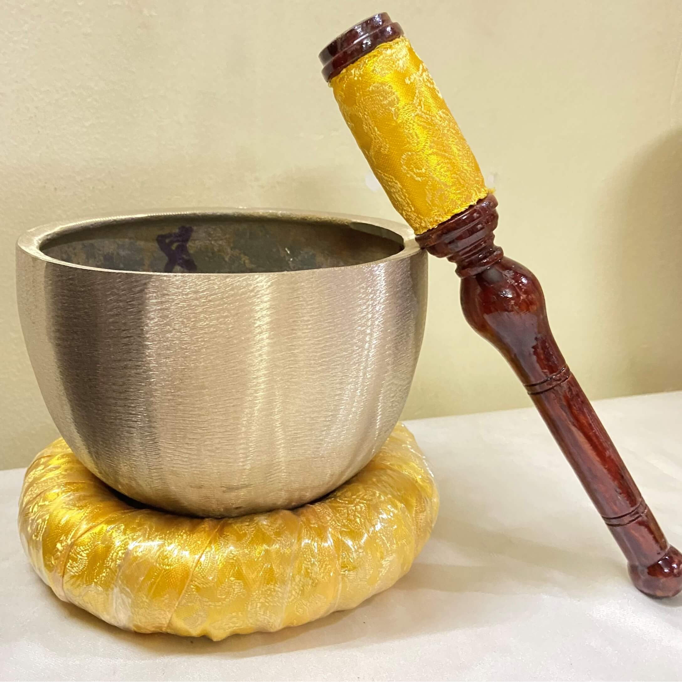 Chuông Đồng Huế Tung Kinh 15cm