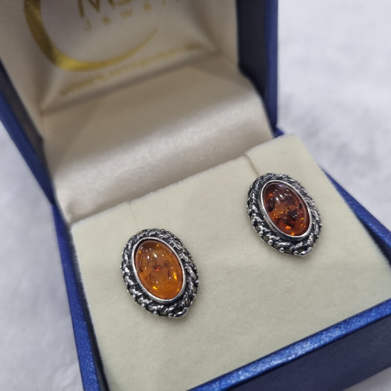 Bông Tai Hổ Phách Baltic màu Cognac (BHP0001) - MOON Jewelry