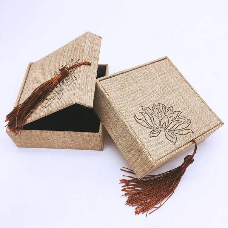 Combo 100 chiếc hộp đựng vòng LOẠI ĐẸP kt 10x10cm