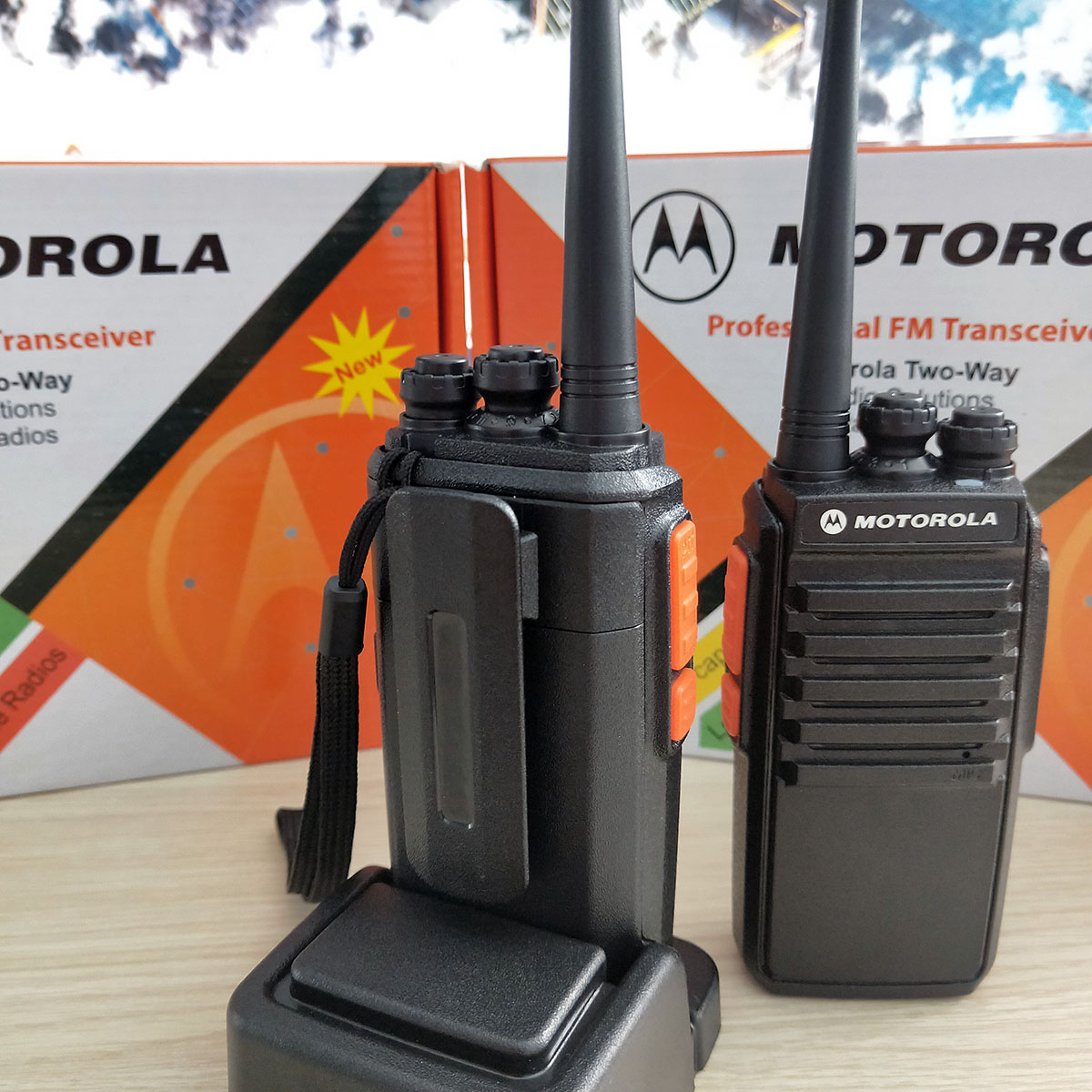 Bộ đàm Motorola XPR-700E phiên bản mới, liên lạc xa tới 3km, pin sử dụng lên tới 12h liên tục – Hàng nhập khẩu