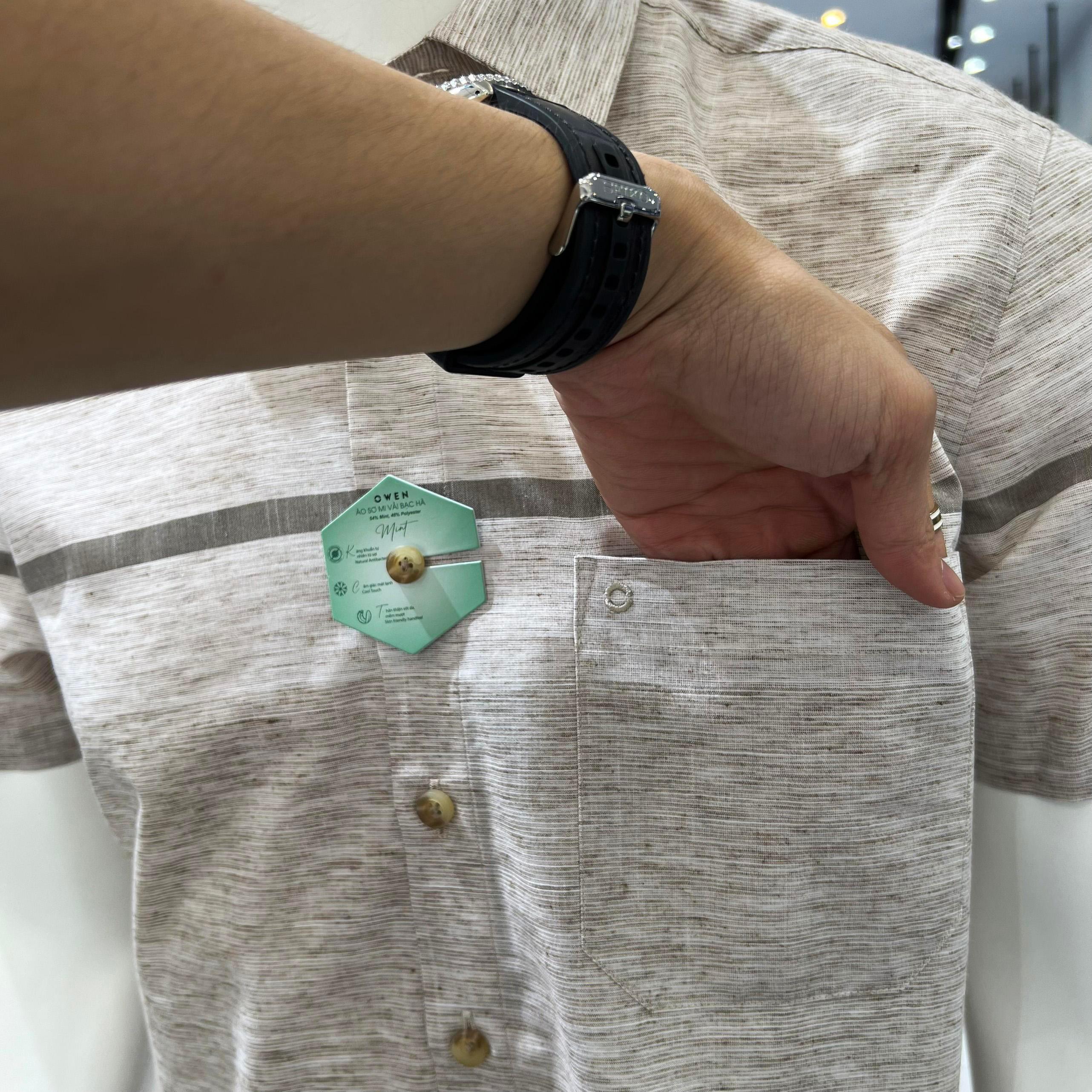 Hình ảnh Áo Sơ mi Owen nam cộc tay có túi dáng Bodyfit vạt bằng sợi Bạc hà cao cấp mềm mịn mát AB230076NT