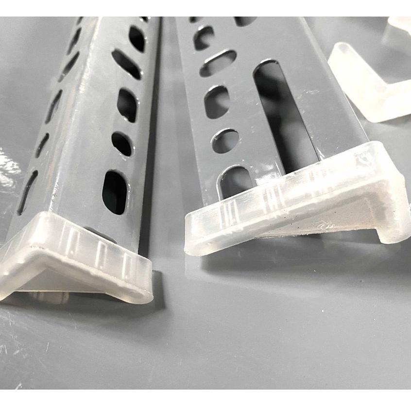 CHÂN NHỰA CHỐNG TRẦY lẮP RÁP KỆ SẮT V LỖ