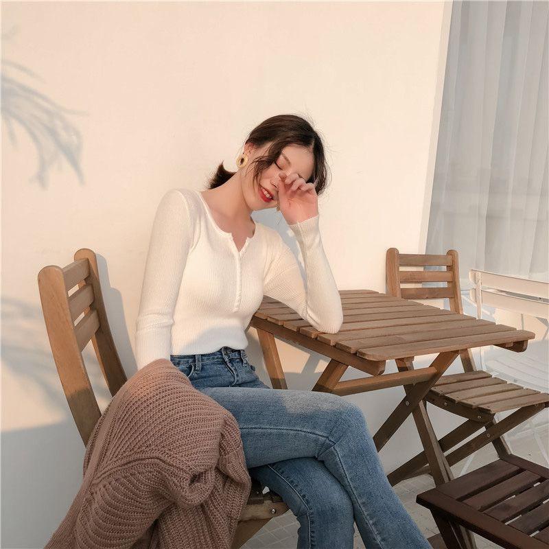 Áo tay dài cổ chữ V phong cách retro cho nữ