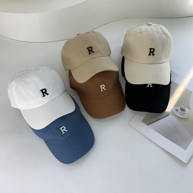 Mũ lưỡi trai thêu chữ R, nón kết nam nữ form unisex phong cách ulzzang Hàn Quốc cá tính năng động vải cotton NR69