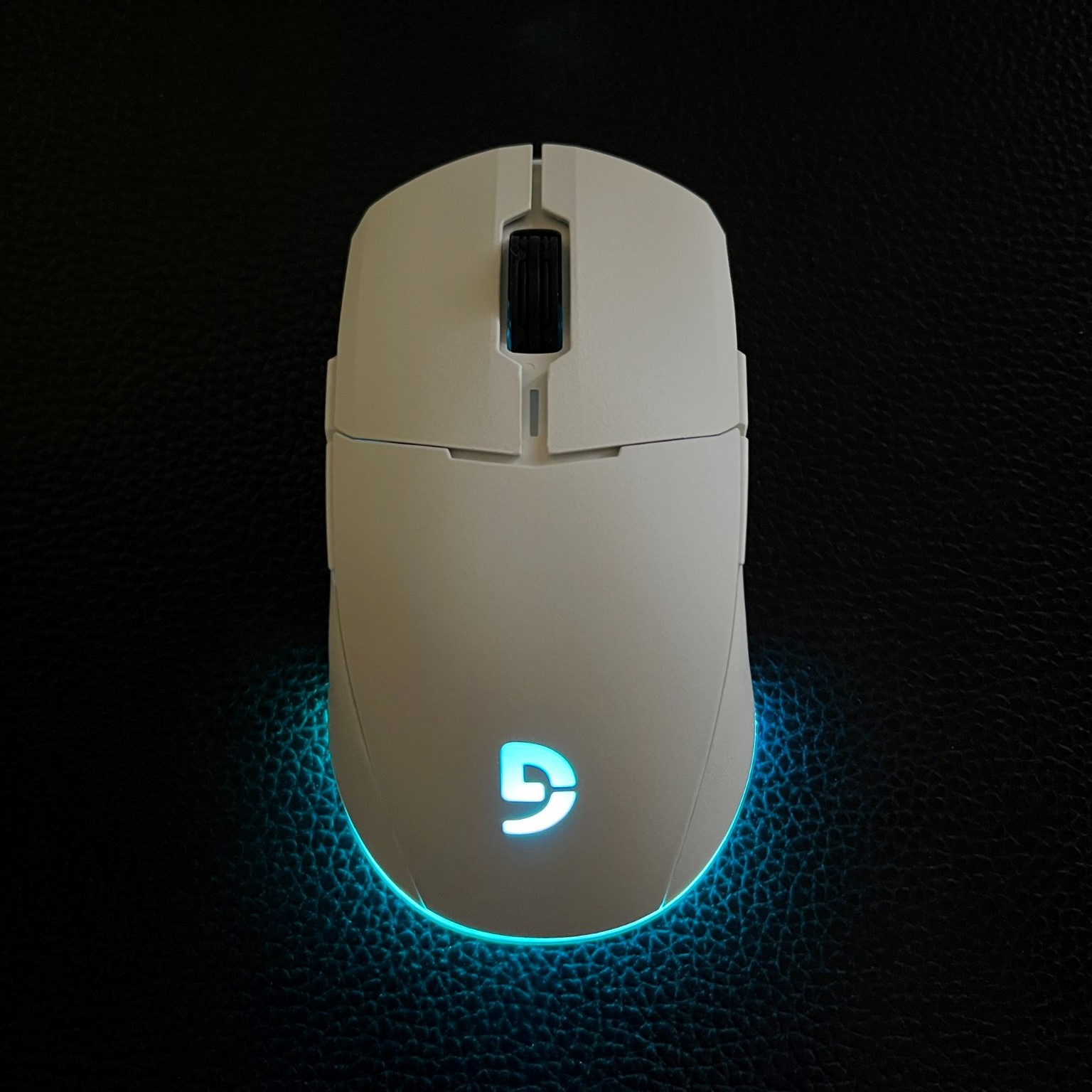 Chuột Gaming Bluetooth và Wireles Fuhlen D90S V3 RGB, DPI 10000, sạc Pin 650mAh, có App- Hàng chính hãng