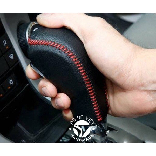 BỌC CẦN SỐ HYUNDAI SANTAFE 2019 - 2022 DA BÒ THẬT 100%,