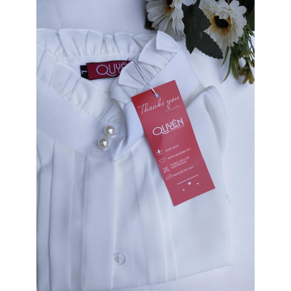 Áo Sơ Mi Công Sở Nữ Thời Trang Quyên Fashion, Mẫu Kiểu Cổ Lọ Kẹp Bèo Tay Dài Màu Trắng AA382