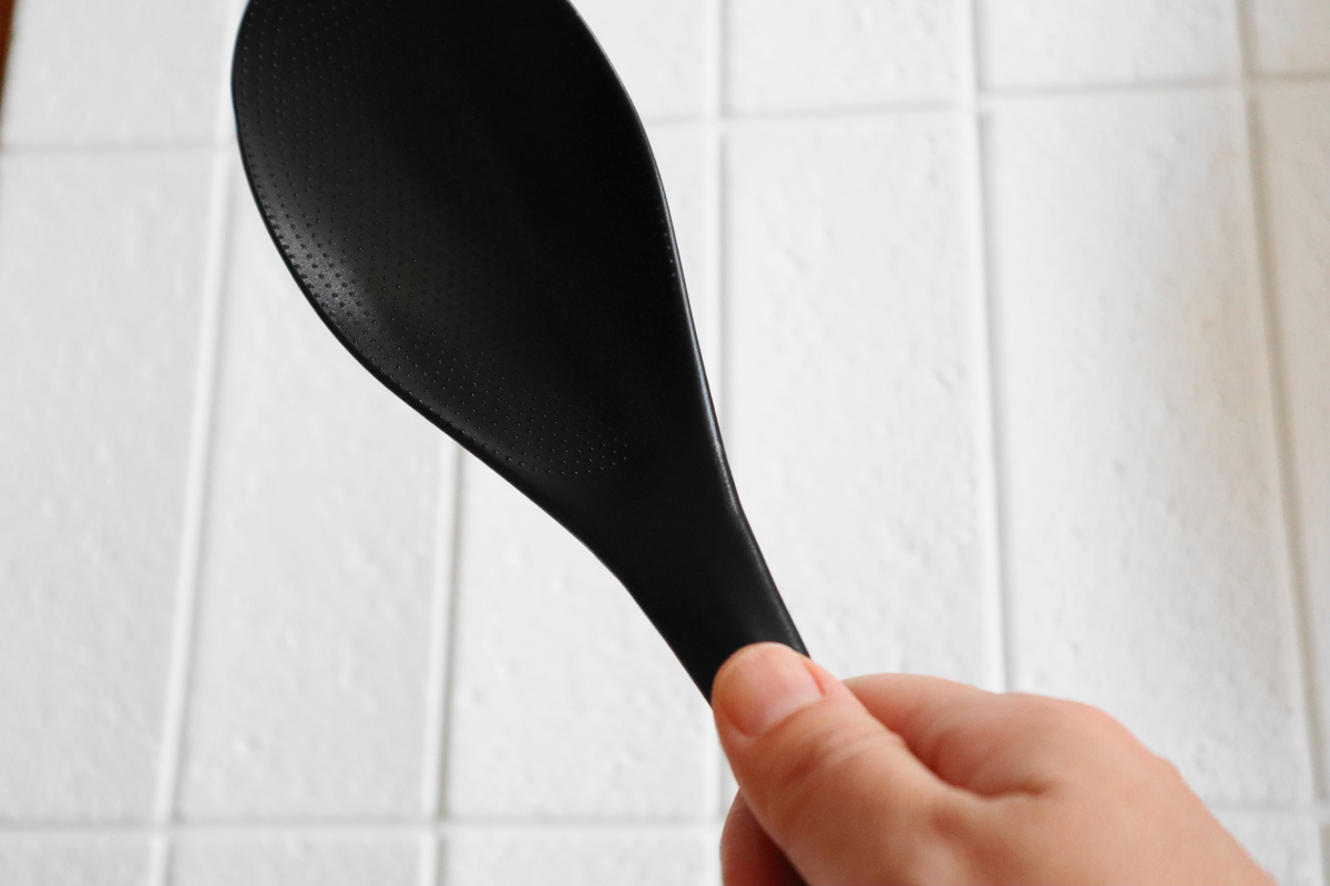 Combo 01 Muôi múc canh đầu silicone Echo Metal 25.5cm + 01 Muôi cơm kháng khuẩn cán dài Echo Metal 25cm màu đen - Nội địa Nhật Bản