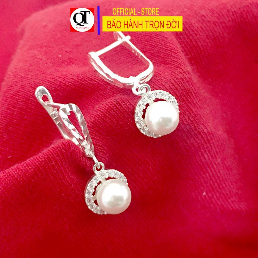Bông tai nữ ngọc tròn size 5ly dáng dài chốt đeo sát tai gắn đá trắng cao cấp trang sức Bạc Quang Thản - QTBT150
