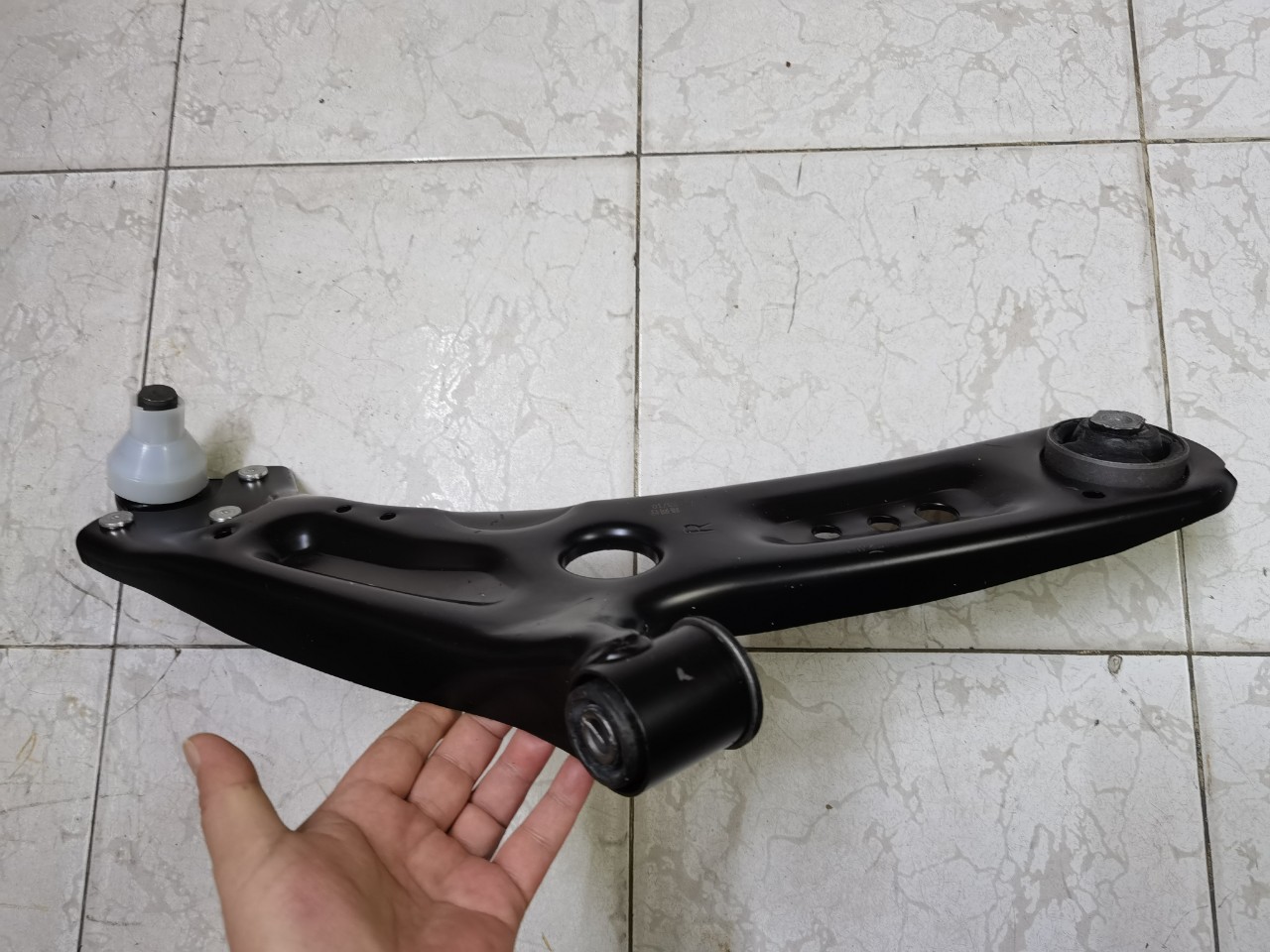 Càng chữ A MG 5 2020