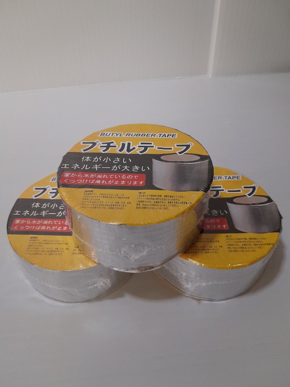 Băng keo chống dột bản 5cm, dài 5m, trọng lượng 0,5 Kg, keo dày, siêu dính, bám chắc trên mọi bề mặt vật liệu, hàng có sẵn giao ngay