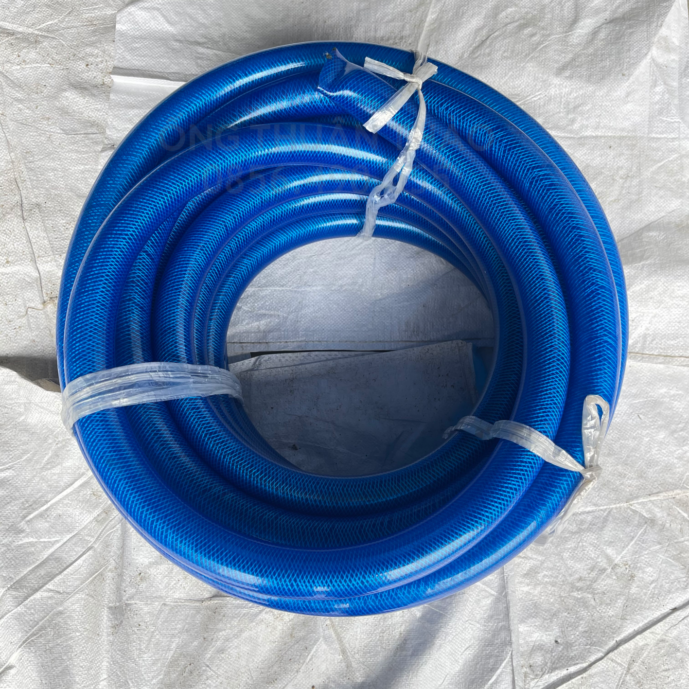 Ống nhựa PVC lưới dẻo phi 42mm - Ống lưới xanh dẫn nước Việt Úc