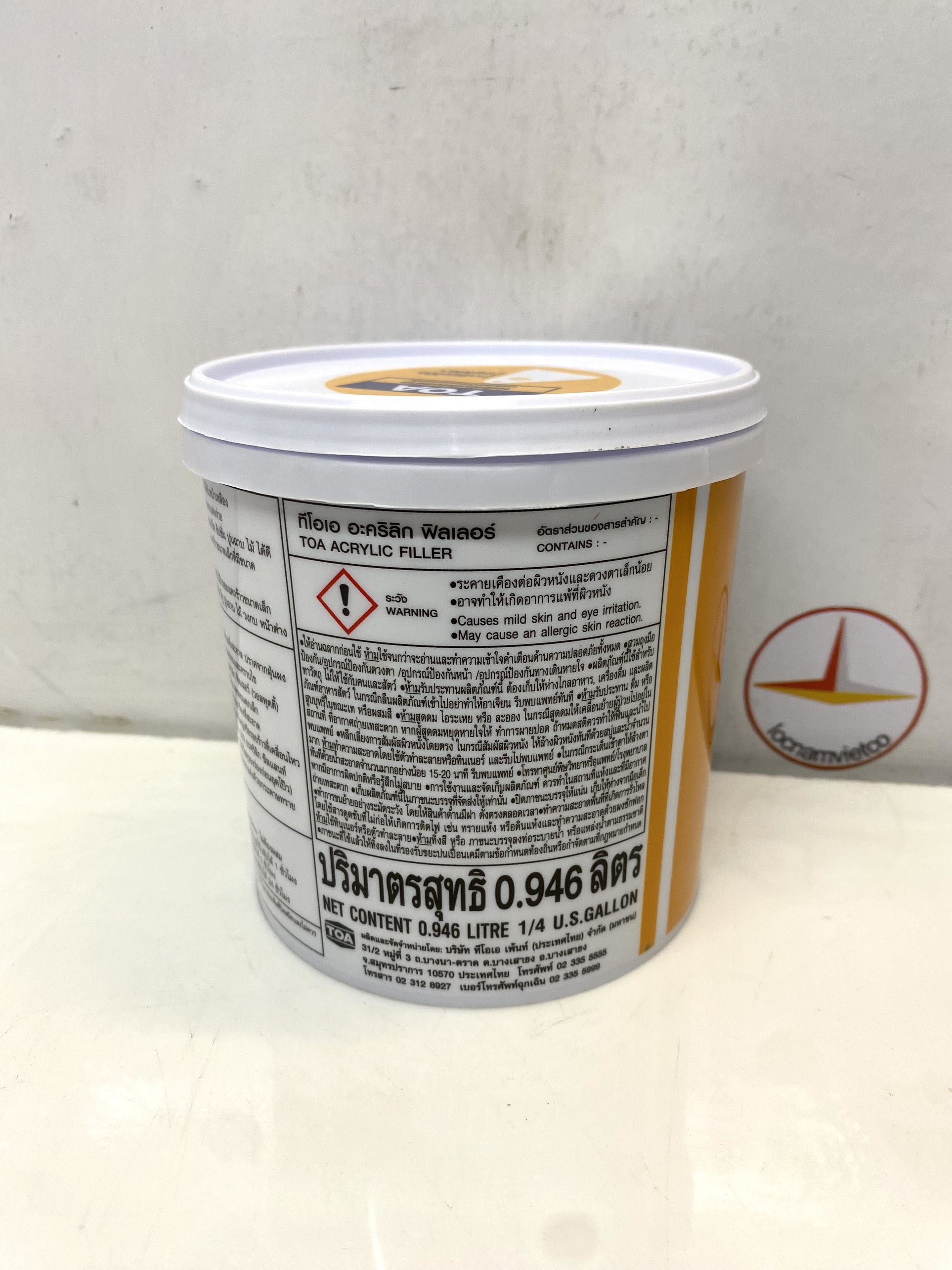 Keo xử lý nứt tường, trám vá lỗ đinh TOA Acrylic Filler 1 kg/Lon