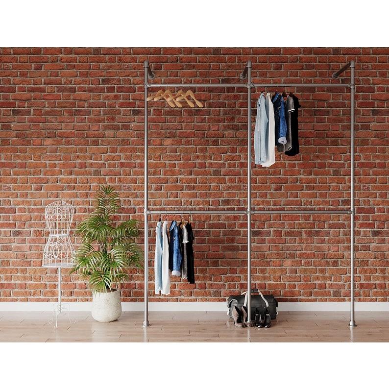 Giá treo quần áo bằng ống sắt, kệ trẹo quần áo gắn tường 2 tầng 2 tầng Cao Cấp (Tặng Kèm Tranh Decor)