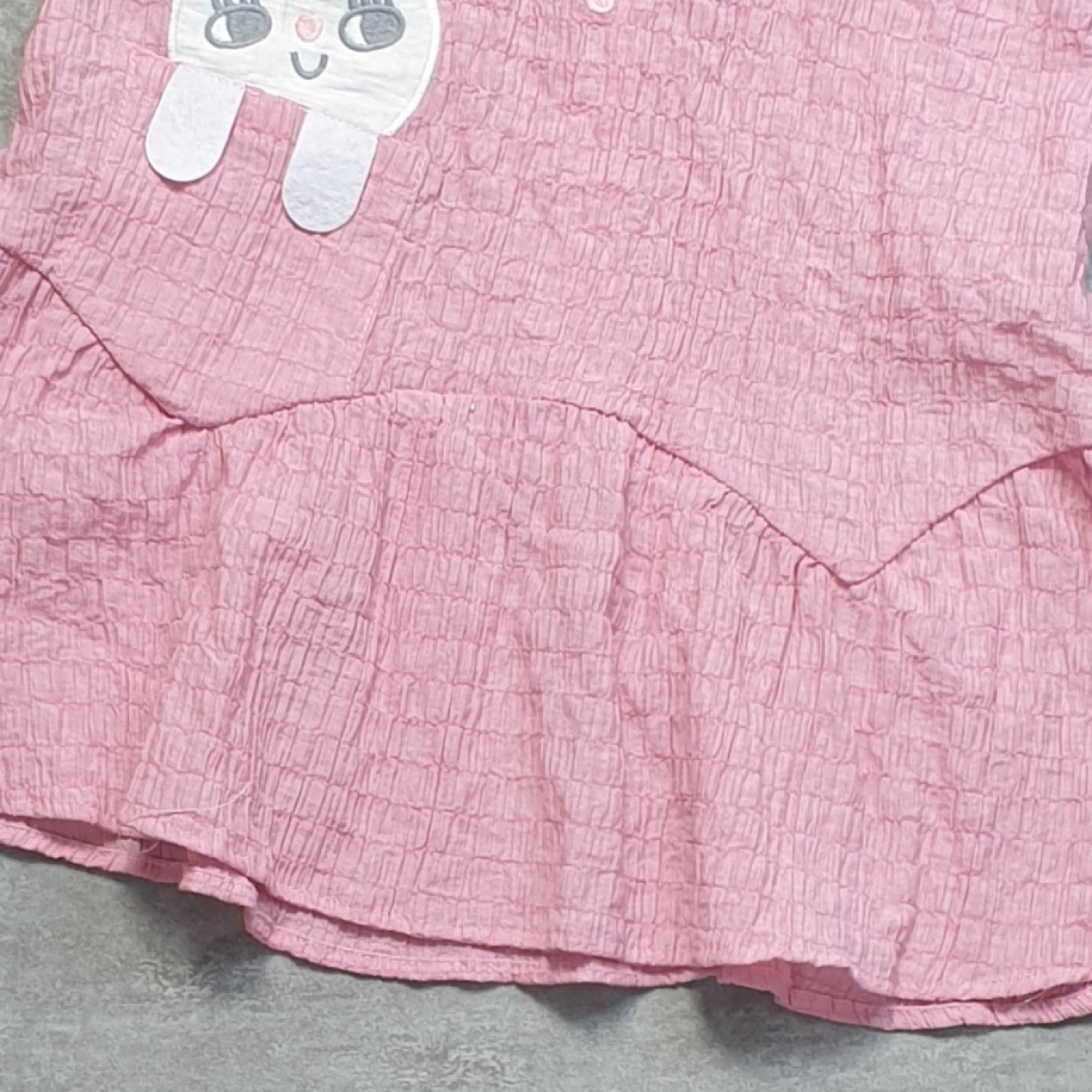 G00000112 Đầm Hồng thêu thỏ vải xốp 100% Cotton cho bé gái từ 1 tuổi