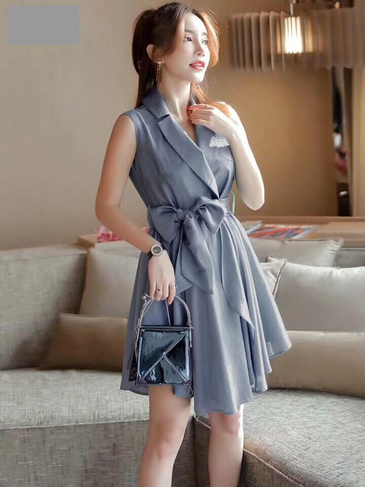 Đầm cổ vest