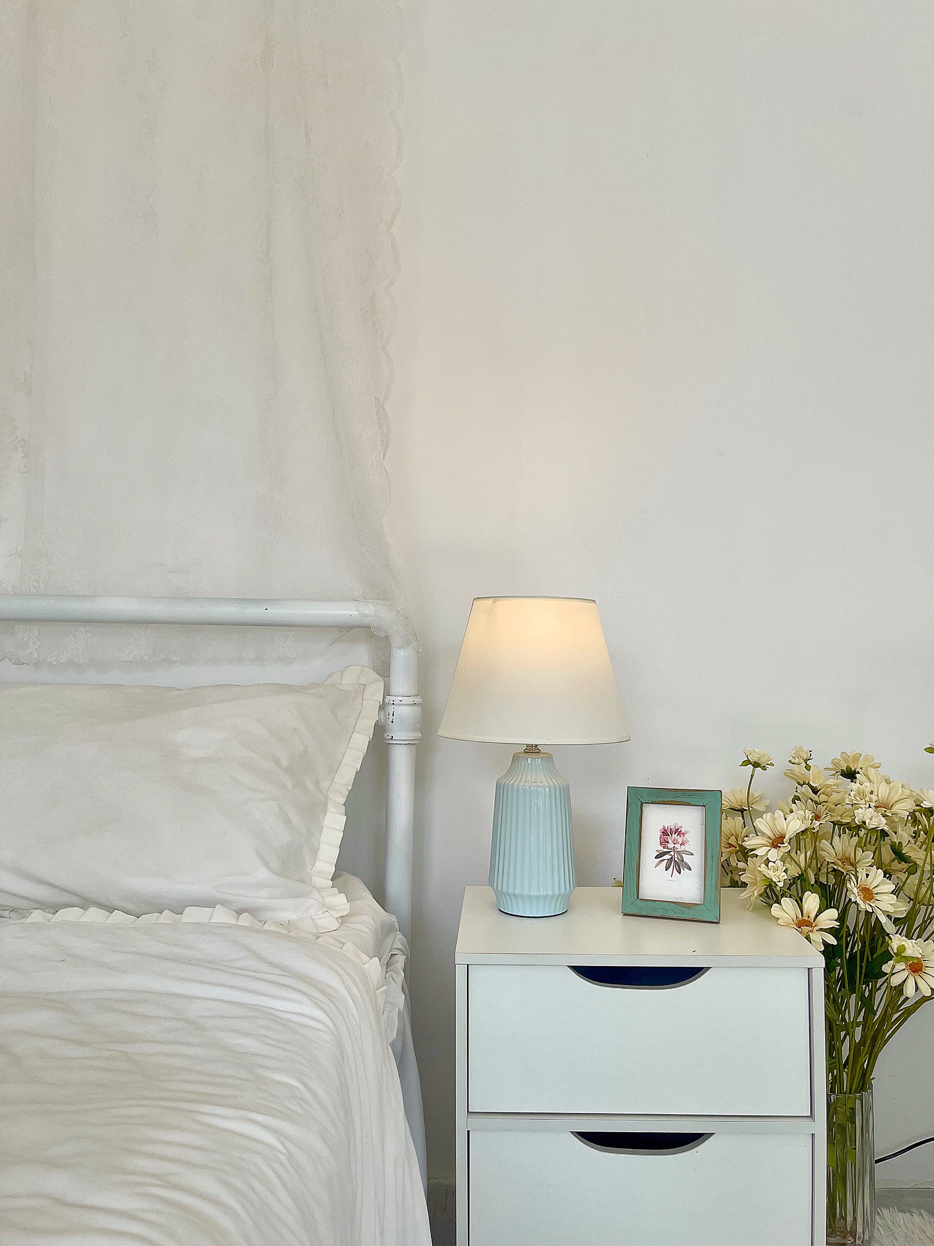 Đèn ngủ đầu giường màu xanh mint phong cách vintage có nút điều chỉnh sáng DBG020