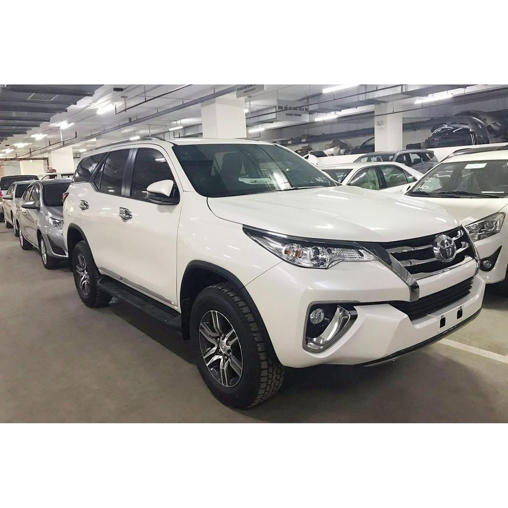 Logo chụp mâm, ốp lazang bánh xe ô tô Toyota Fortuner 2017-2020