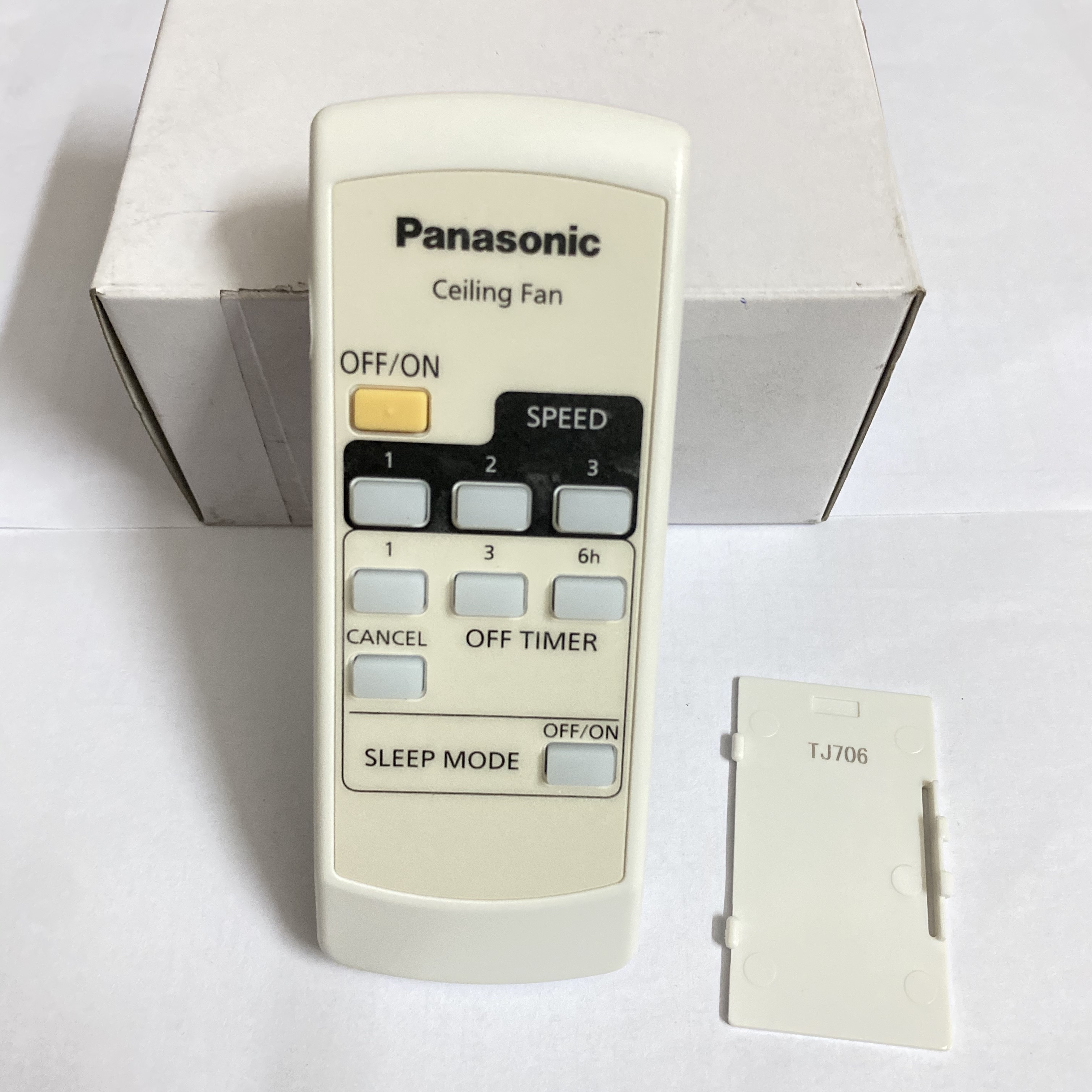 Điều khiển quạt trần Panasonic Model F-56MZGTBGAVH- Hàng chính hãng