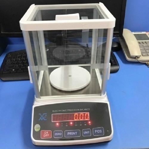 Cân điện tử VMC FGH 300g/0,01g