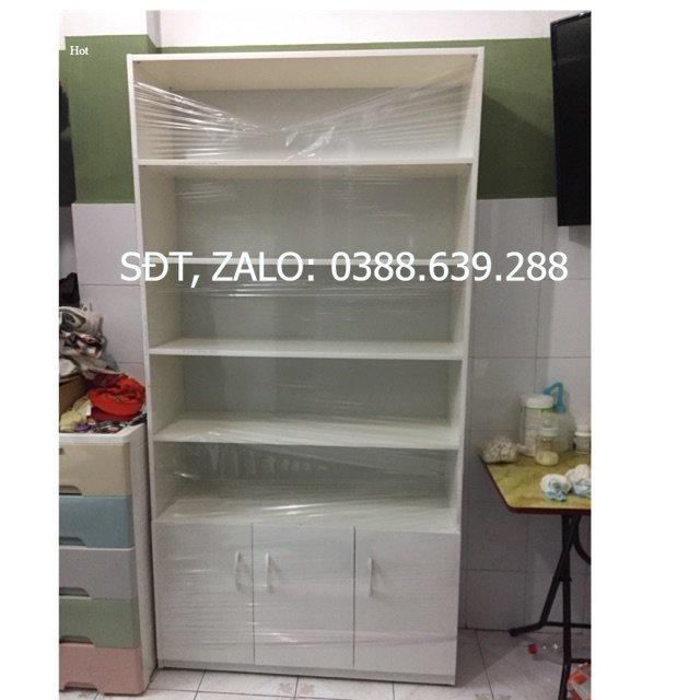 Kệ trang trí cho khách yêu