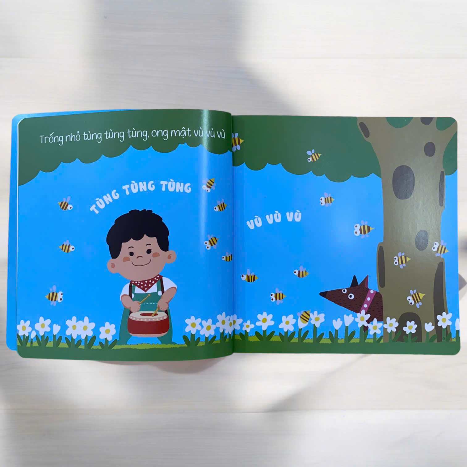 Sách Ehon - Ehon bé ngoan - Lên trên và xuống dưới