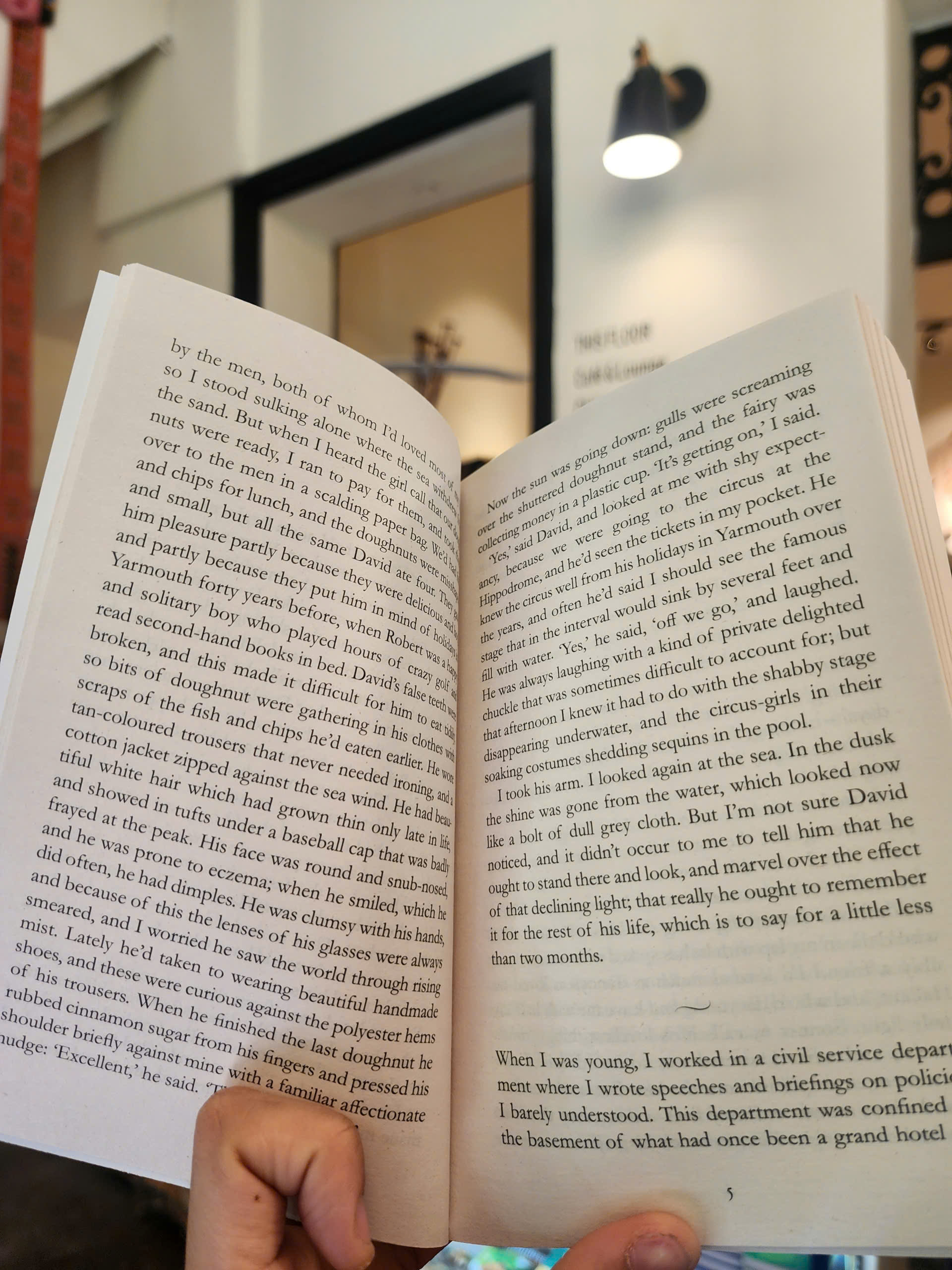 Sách - Death of an Ordinary Man by Sarah Perry | Memoir / Hồi ký Tiếng Anh / Ngoại văn Nhập khẩu