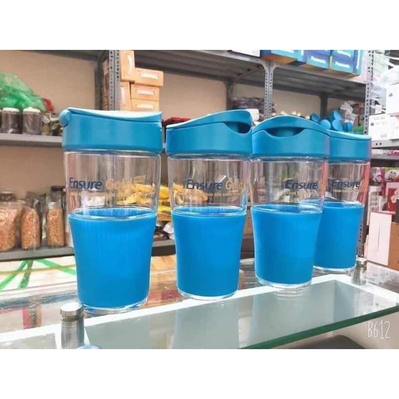 Cốc thuỷ tinh 500ml có bọc nhựa chống nóng