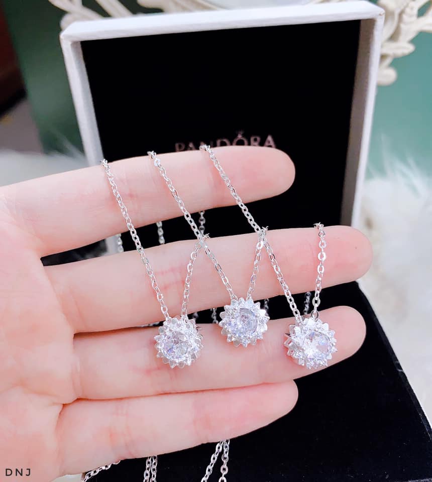 Dây chuyền nữ mặt hoa đá chất liệu bằng bạc MS085h