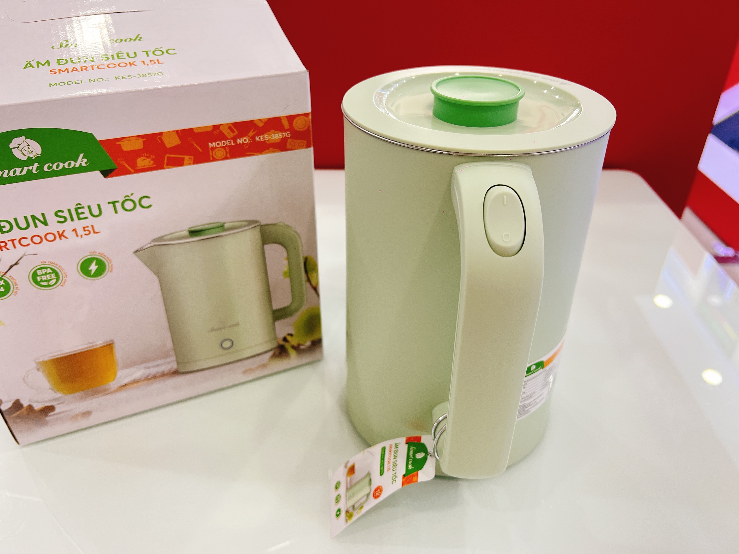 Ấm đun siêu tốc Smartcook 1.5L KES-3857G hàng chính hãng