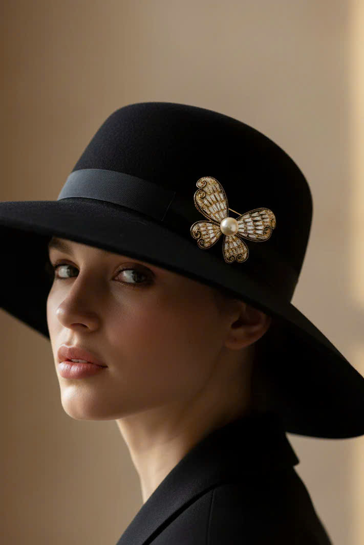 Trâm Cài Áo Vest, Áo Dài Hình Cánh Bướm Đính Ngọc Trai Baroque Điệp thời trang thiết kế Hity ACC416