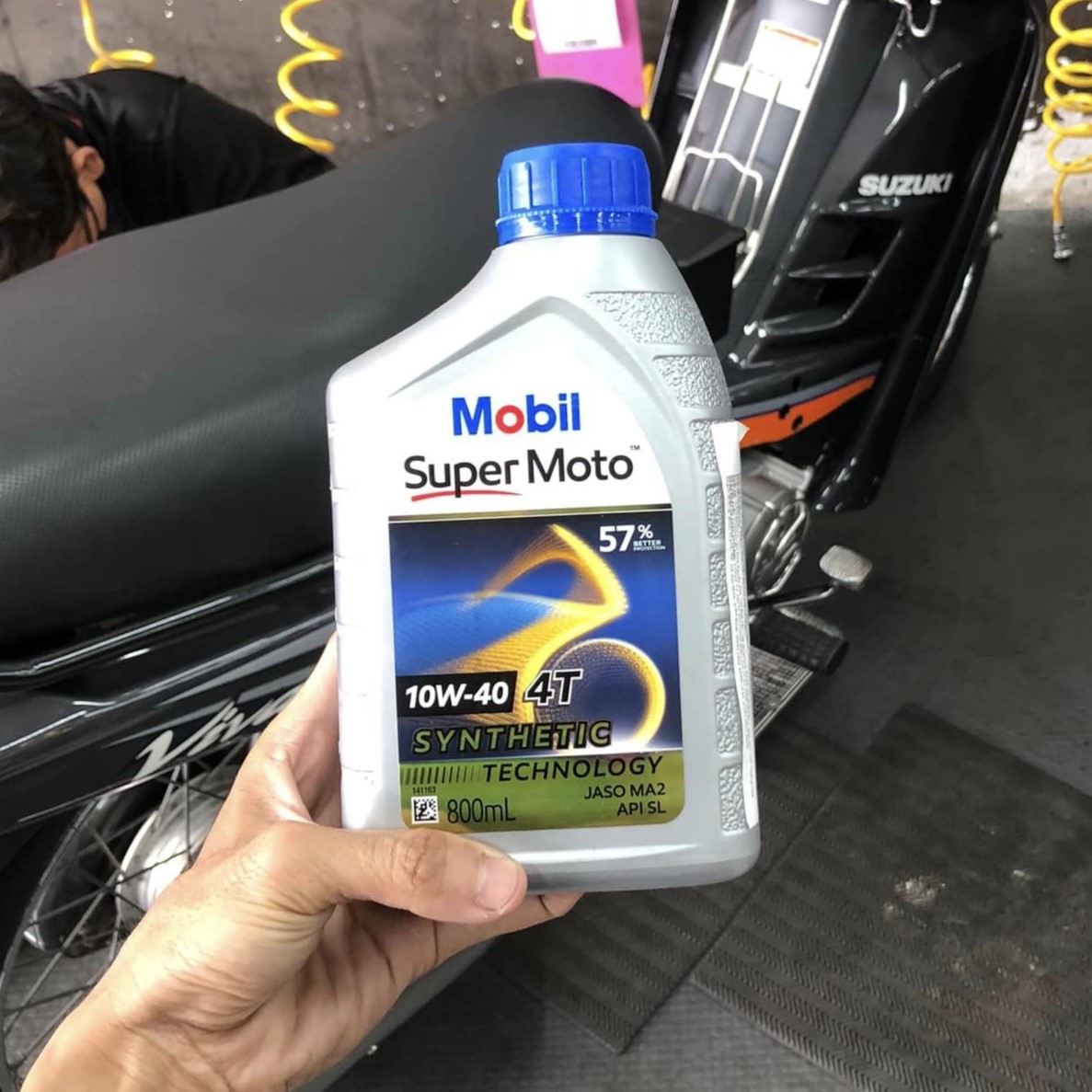 Nhớt Mobil Super Moto 10W40 cho xe số, xe côn tay (900006) (900007)