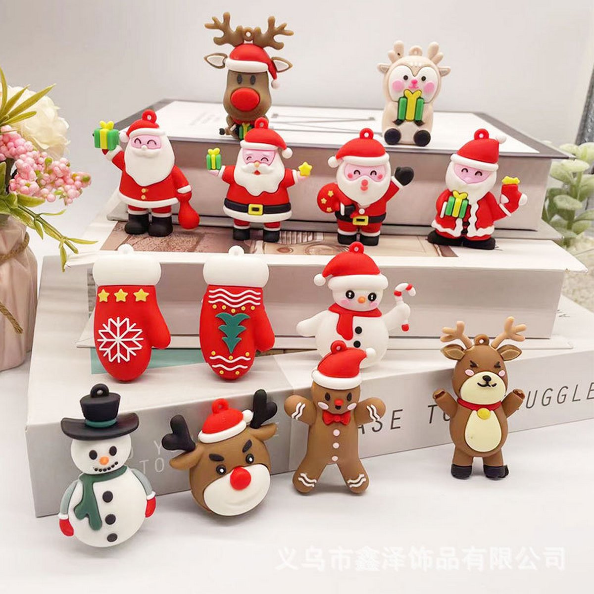 Móc Khóa Giáng Sinh Noel 3D Dễ Thương Hình Cây Thông Noel, Ông Già, Tuần Lộc....